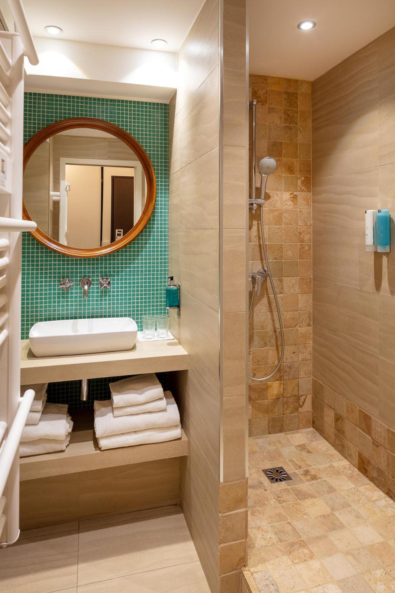 Hotel Residence Les Medes Πορκερόλ Εξωτερικό φωτογραφία